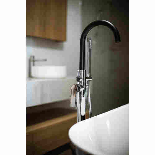 Millennium Akemi Bath Filler W/Handshower