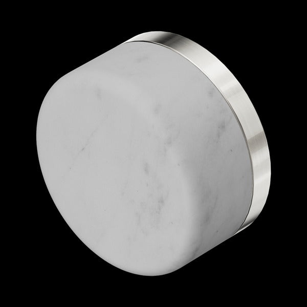 Nero Serenity Carrara Handle (Requires in Wall Body 24C020)