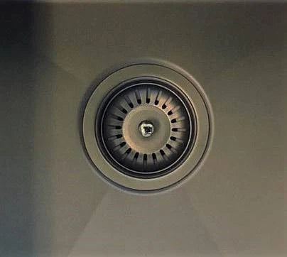 Meir Lavello Kitchen Sink - One & Half Bowl 670 x 440