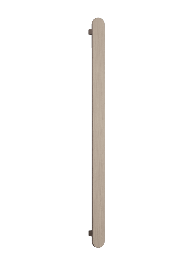 VP900 Flat Pill 12V Vertical Single Heated Towel Rail
