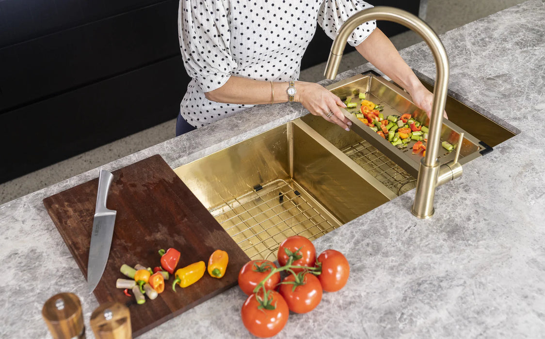 Meir Lavello Kitchen Sink Colander