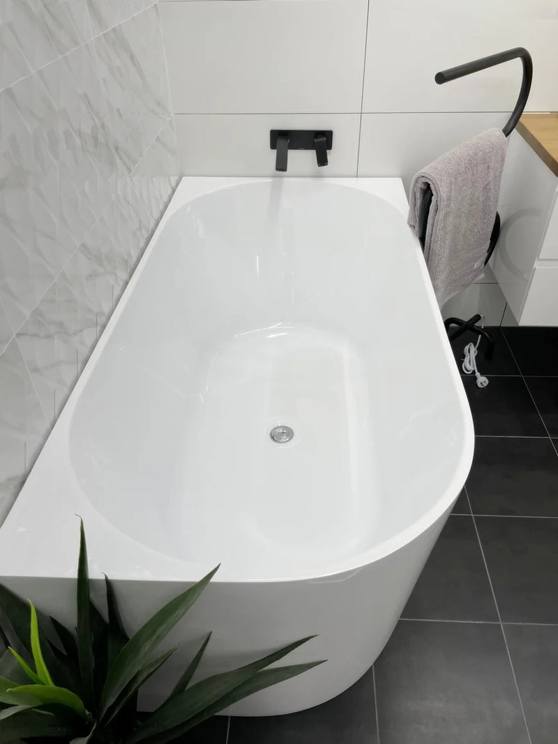 Cassa Design Auris Corner Back To Wall Bath