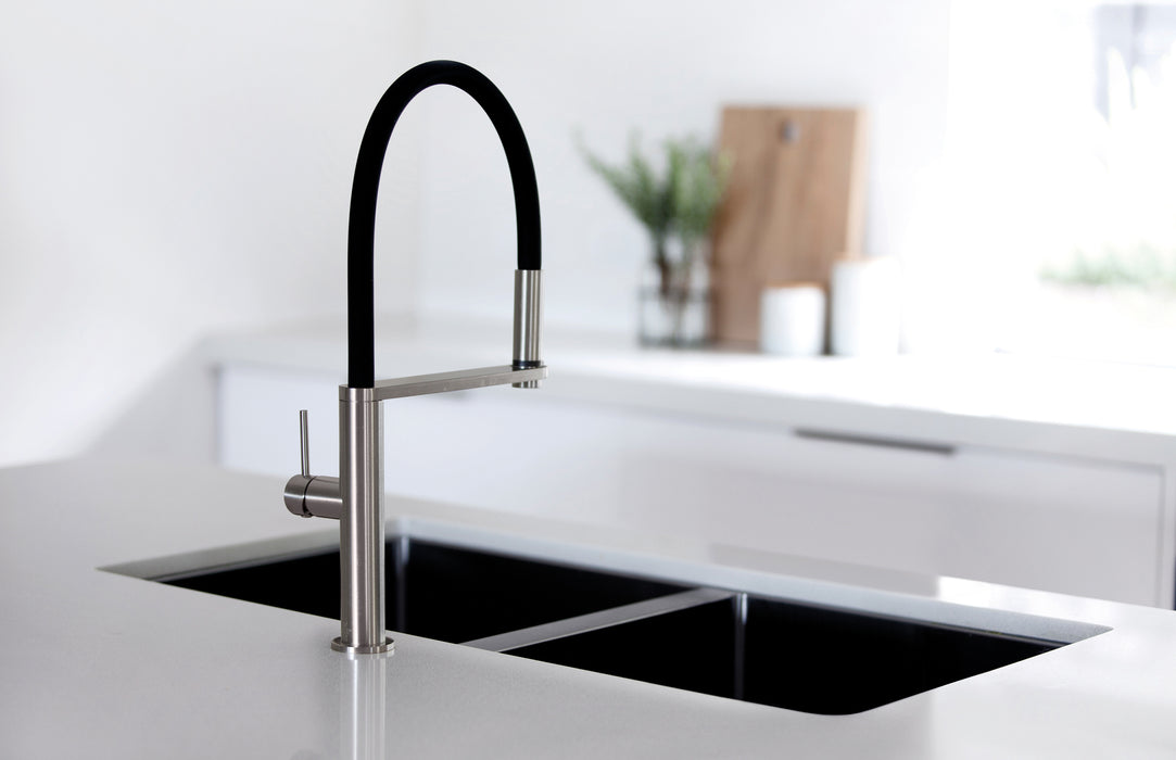Phoenix Blix Flexible Hose Sink Mixer Round