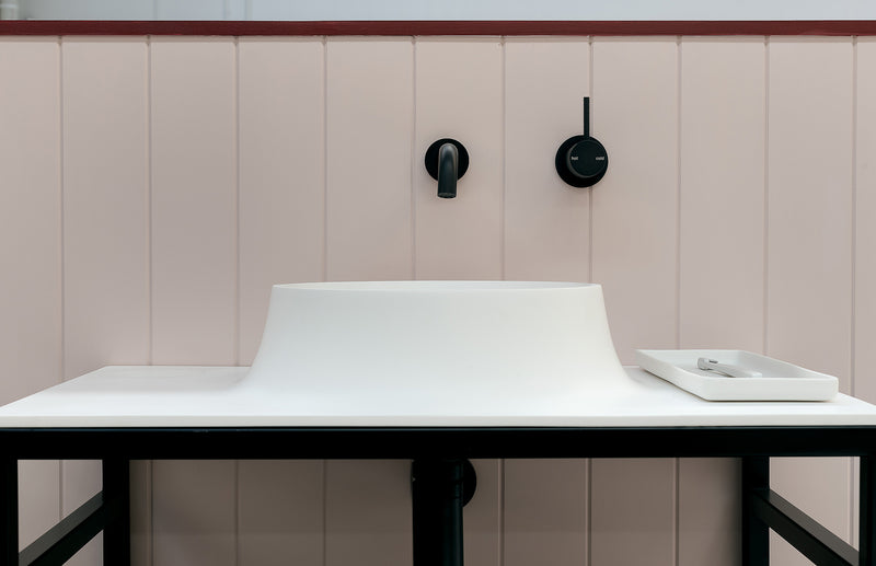 Phoenix Vivid Slimline Wall Basin Outlet 180mm Curved