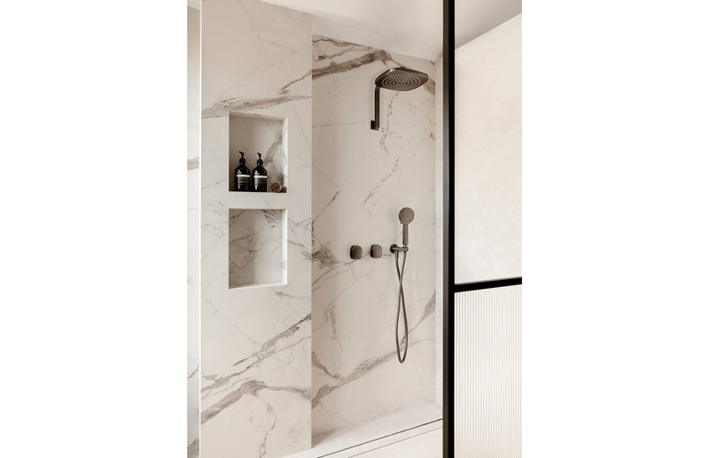 Phoenix Nuage High-Rise Shower Arm & Rose