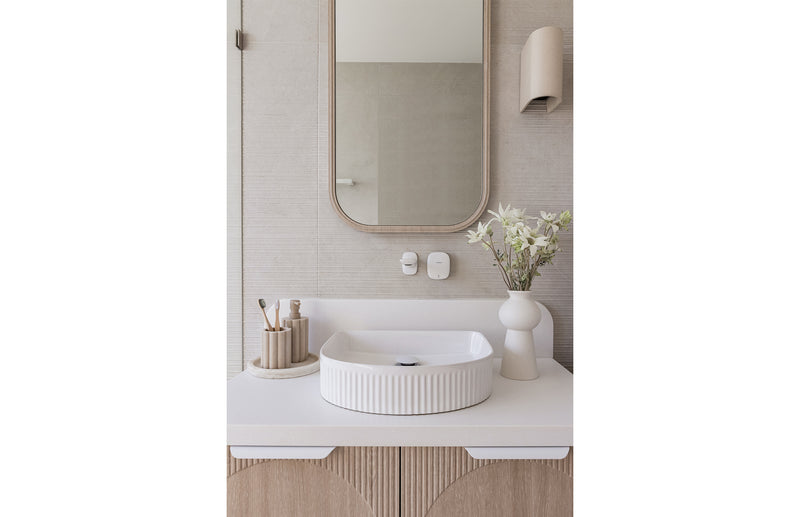 Phoenix Nuage Wall Basin / Bath Mixer Set 200mm