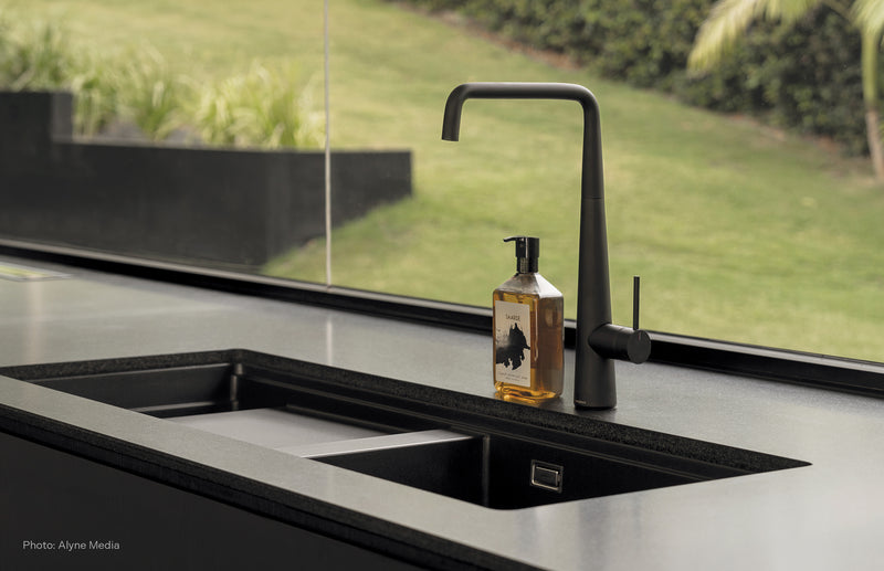 Phoenix Erlen Sink Mixer 210mm Squareline