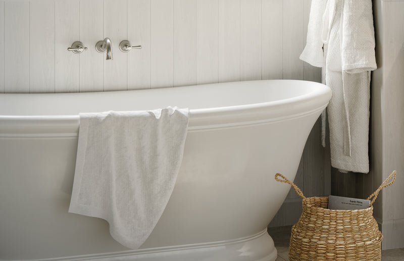 Phoenix Nostalgia Lever Basin / Bath Set 180mm Shepherds Crook