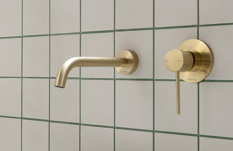 Phoenix Vivid Slimline Wall Basin Outlet 180mm Curved