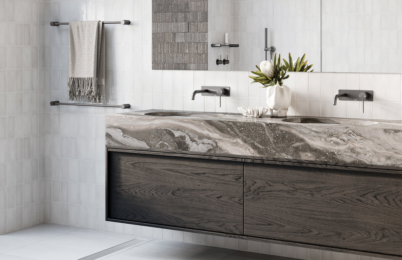 Phoenix Vivid Slimline Single Towel Rail 600mm